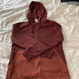 Women’s windbreaker